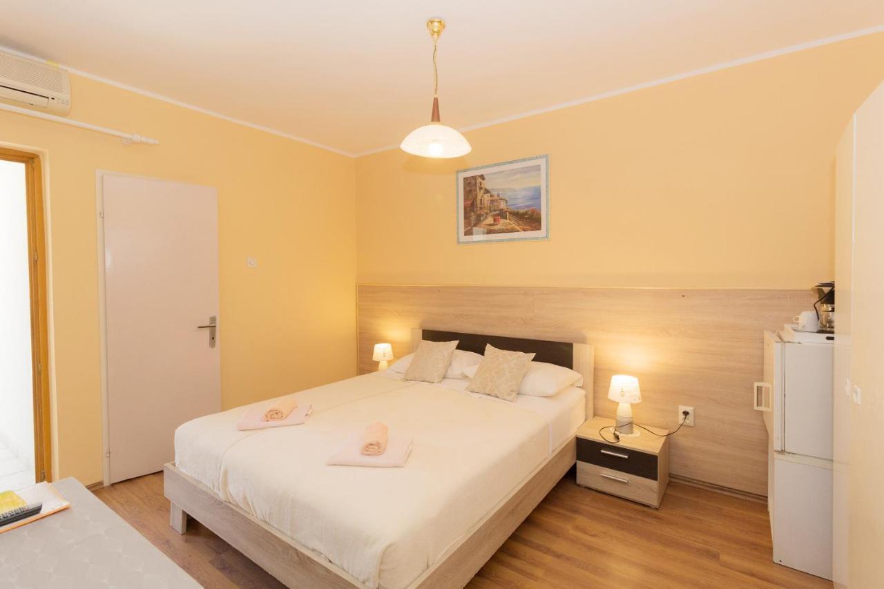Bed and Breakfast Bed & Breakfast Palma à Medulin Extérieur photo